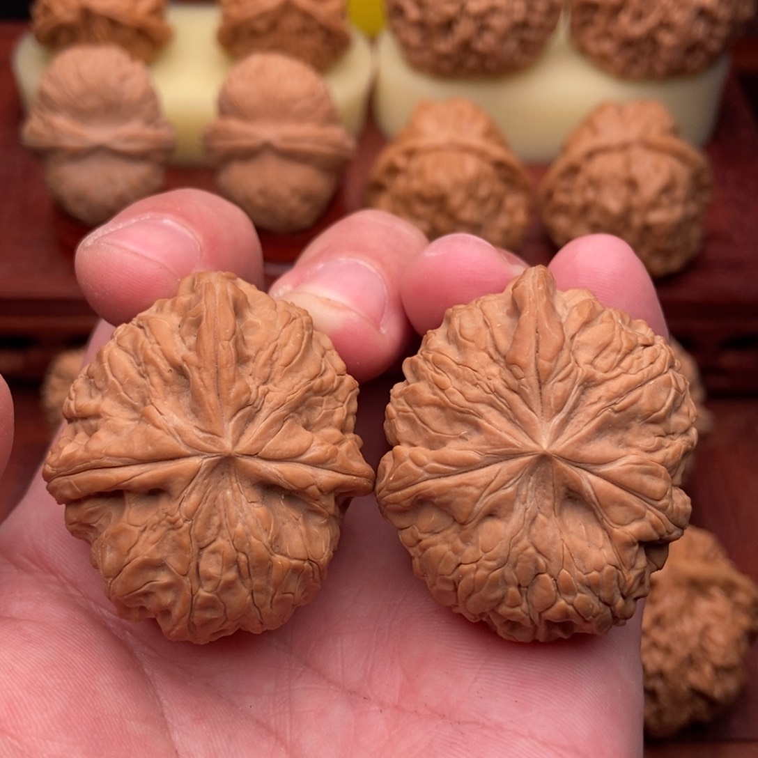 桃核把件粗筋大三棱43