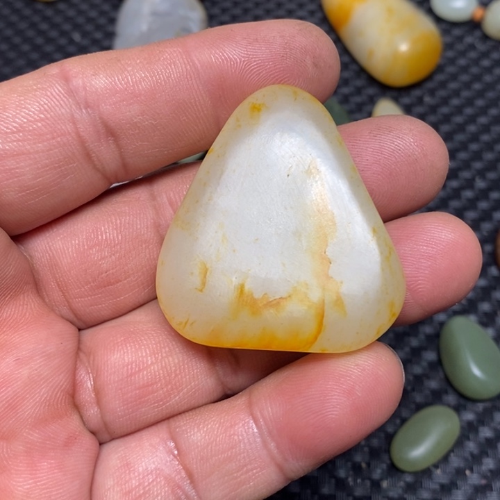 和田玉（白玉）珠宝奇石未镶嵌