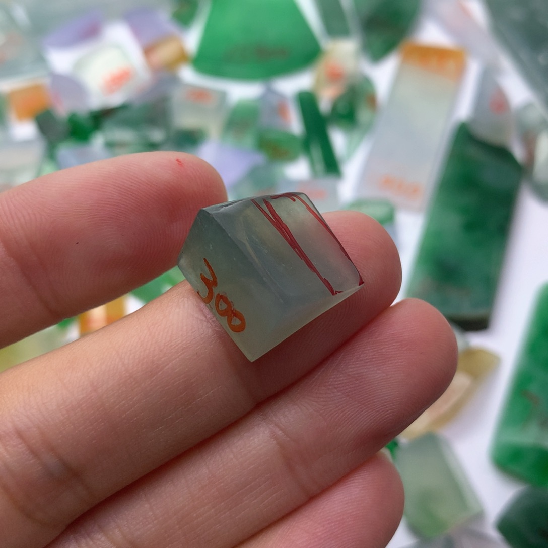 定制翡翠未镶嵌天然缅甸翡翠