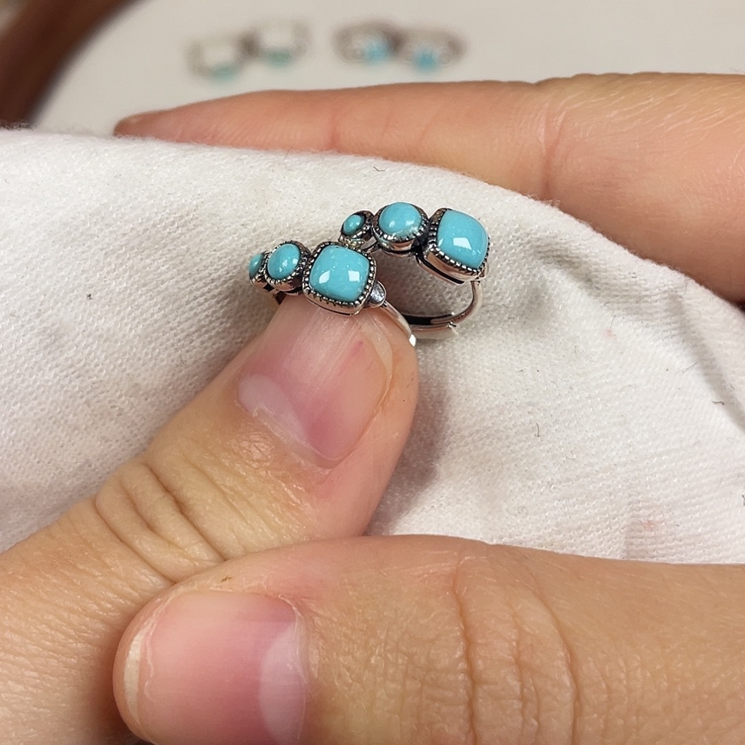 我***多绿松石银S925镶嵌配饰