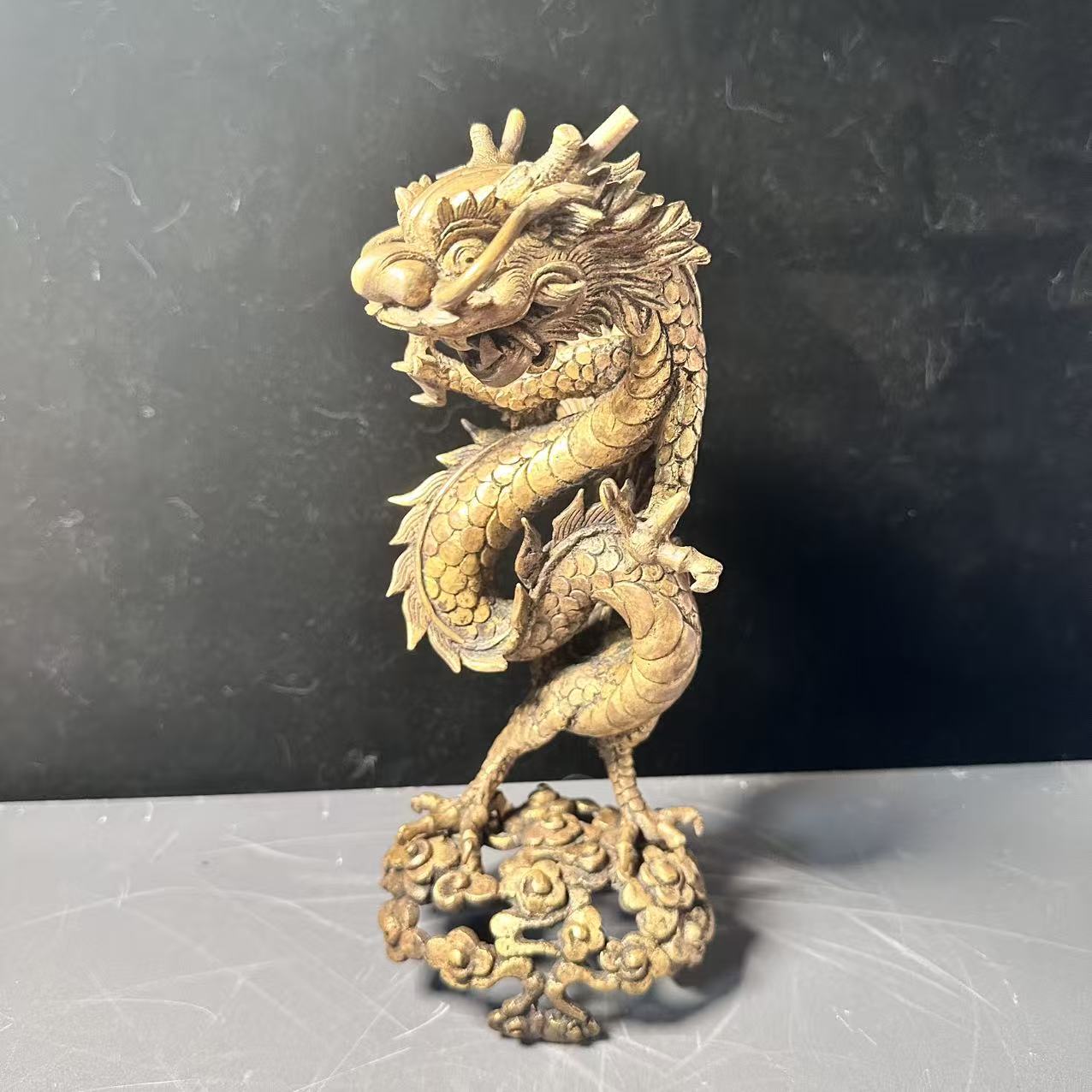 GWC-1204下午016铜鎏金龙形摆件