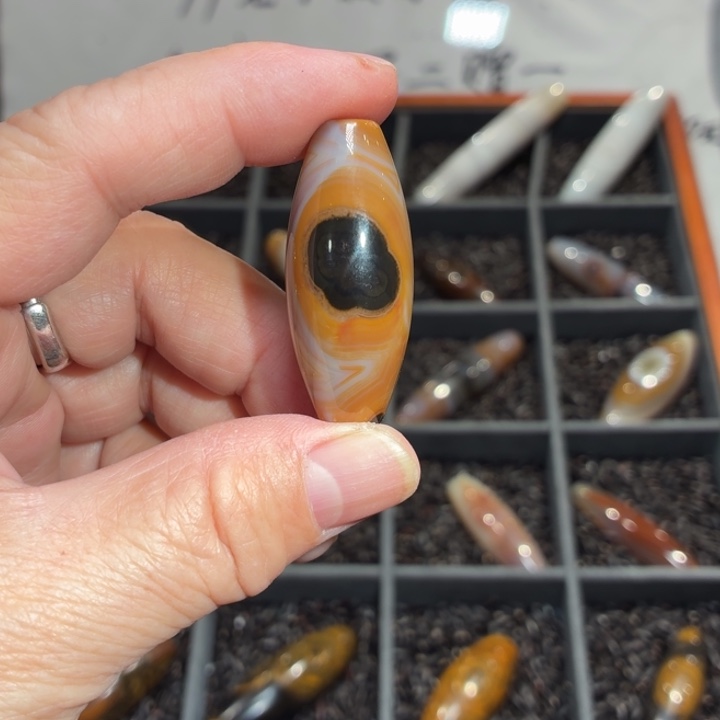 玛瑙/玉髓散珠_HEIMORI 天然天珠