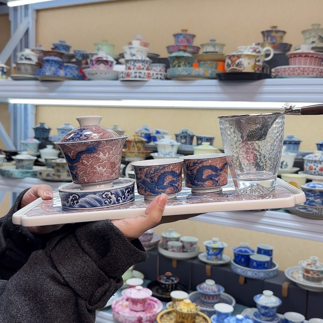 我们都在努力着改变着