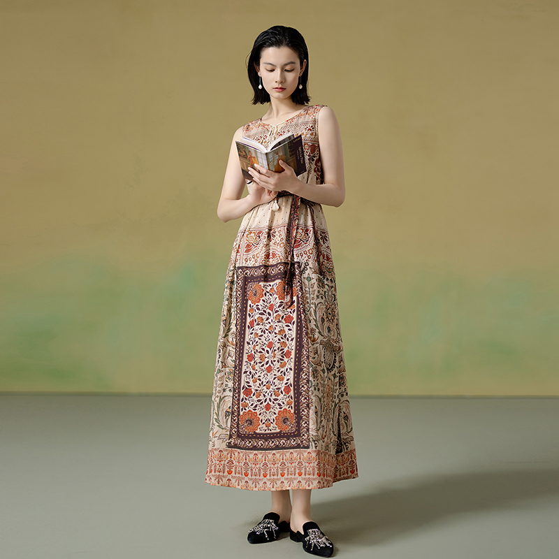 生活在左2025夏季新品传统印花复古修身连衣裙女1952537