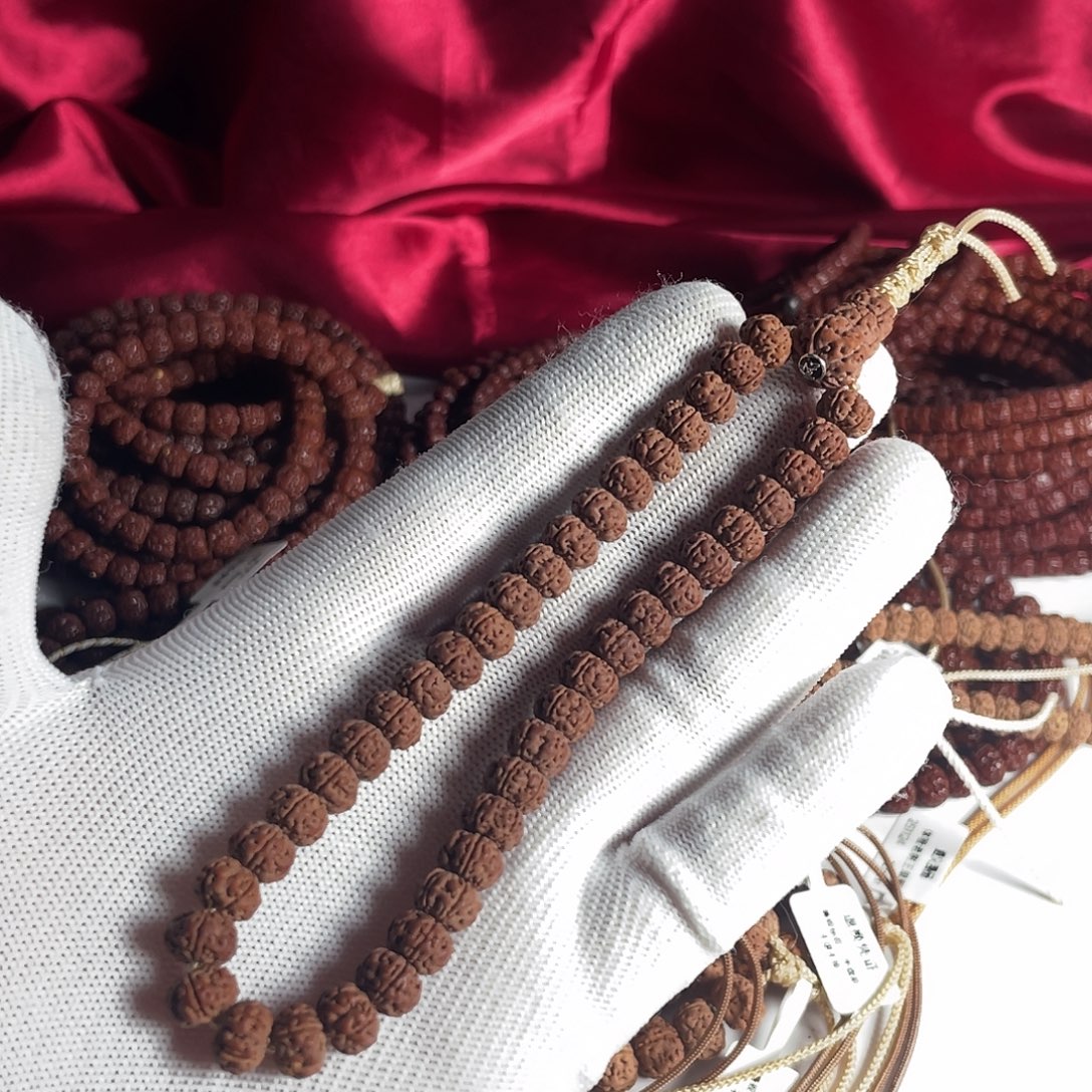 爱***嘴吊坠金刚菩提定制级老树王单圈8.5