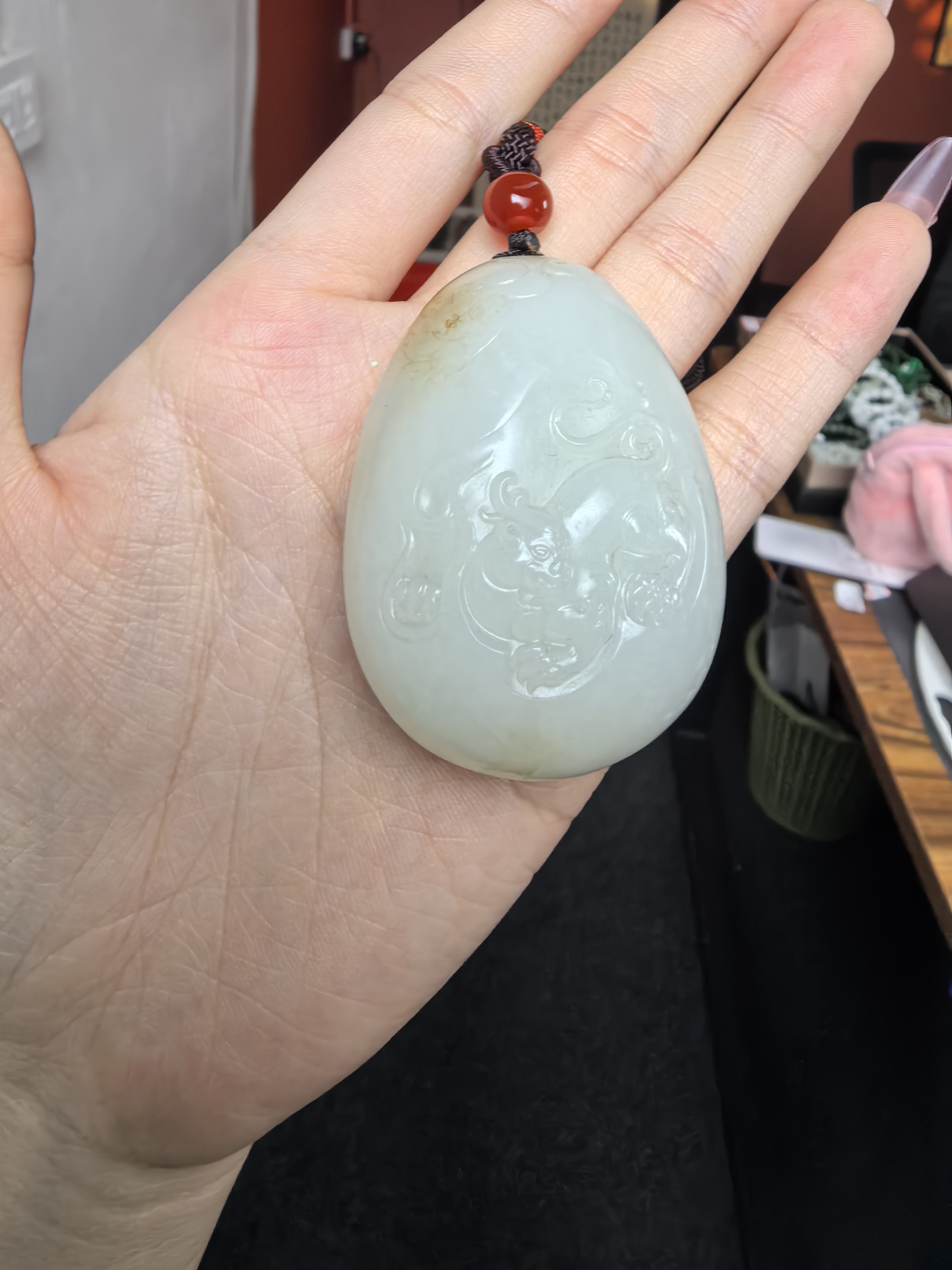 天然和田玉貔貅吊坠