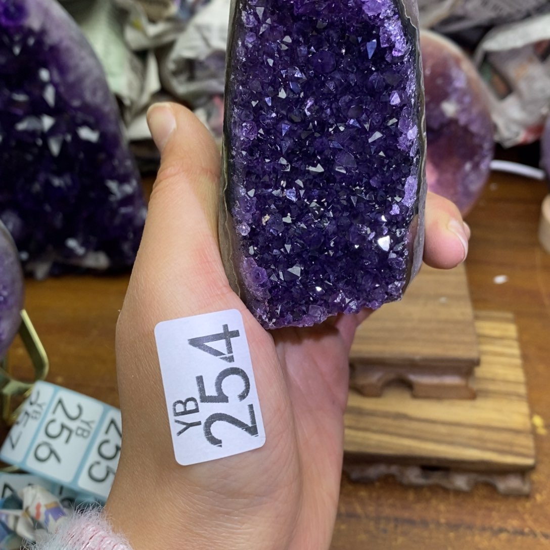 水晶大型摆件（非配饰）未镶嵌