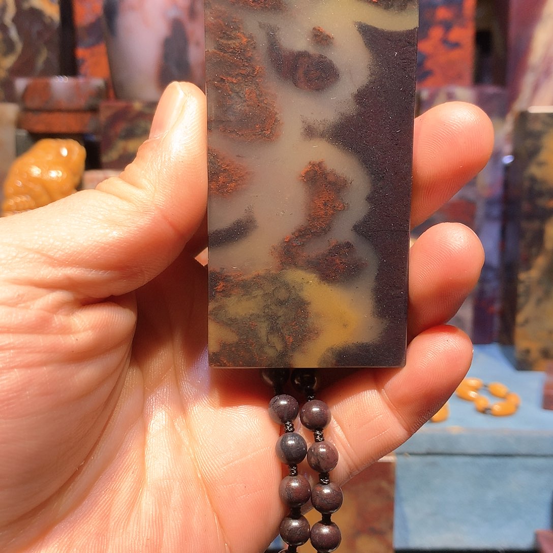 桂林鸡血玉印章料