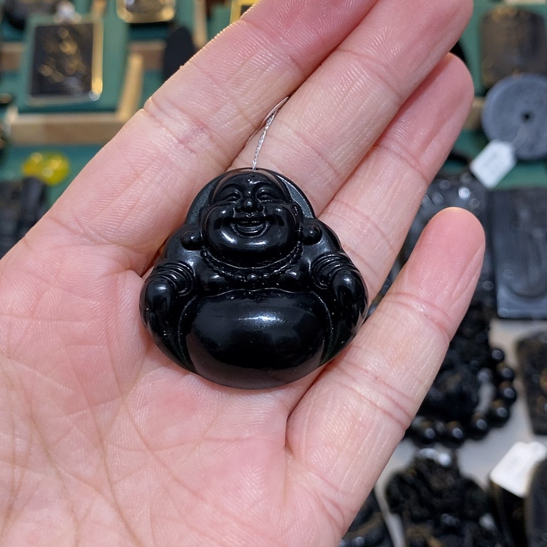 蛇纹石玉颈饰未镶嵌玄****）