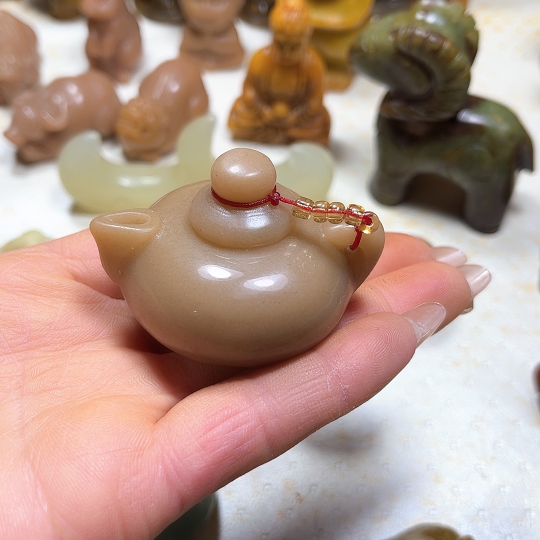 白玉菩提吊坠白玉菩提吊坠