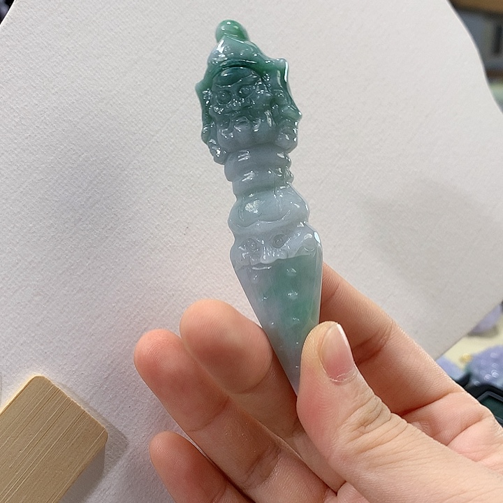 翡翠未镶嵌颈饰翡翠吊坠