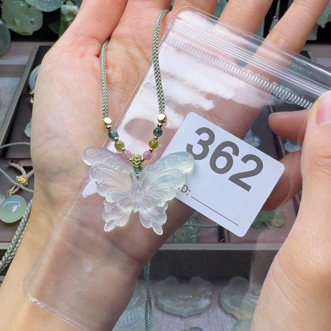蛇纹石玉未镶嵌项链
