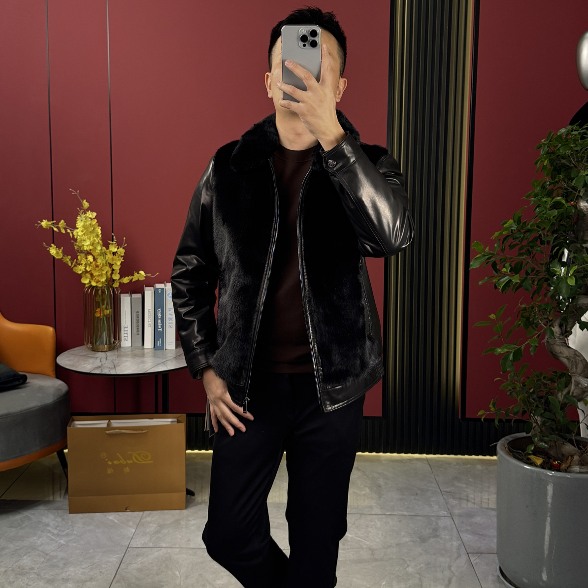 Dubai都佰 25 男士秋冬山羊皮拼水貂内胆鹅绒男装夹克PY25837短款