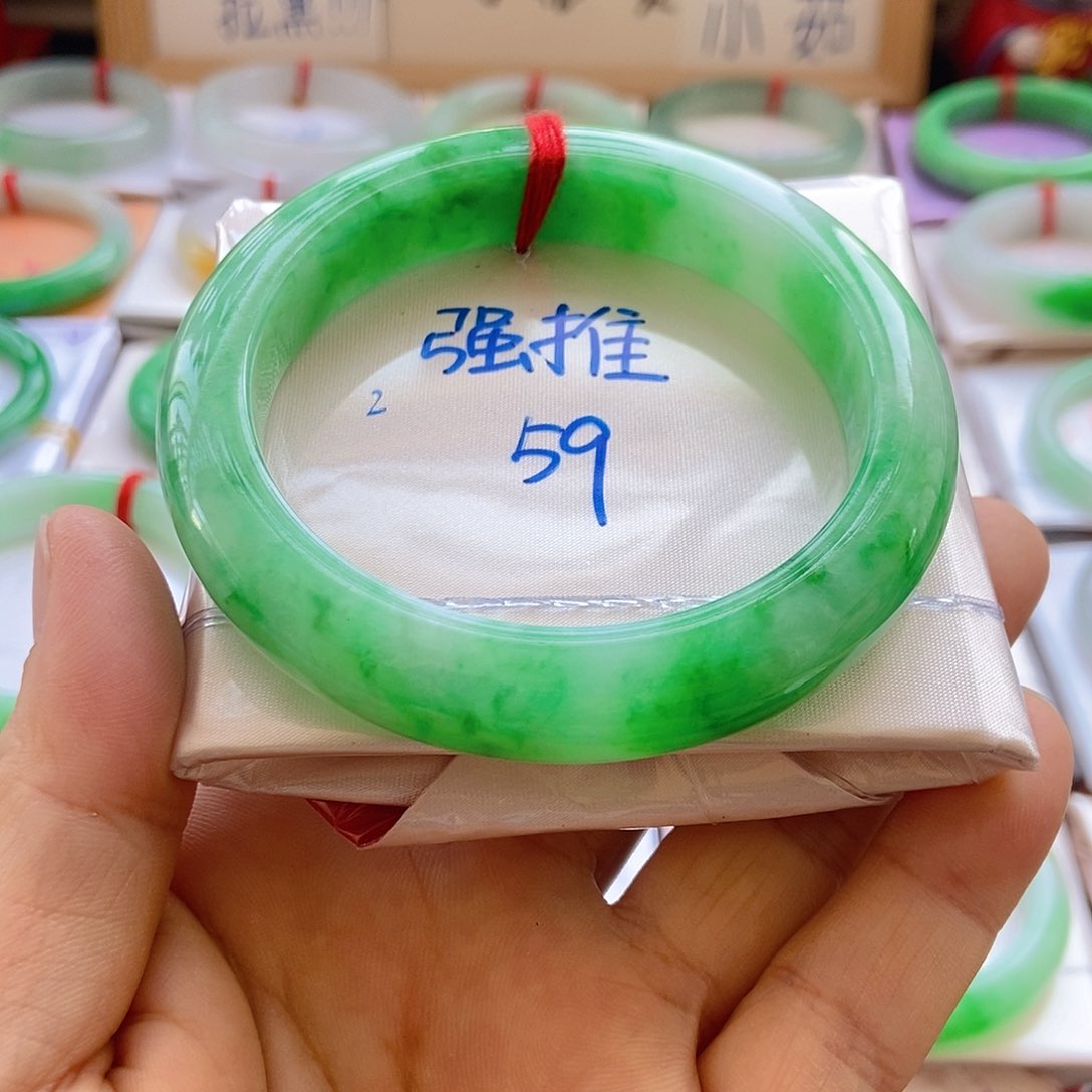 未镶嵌手镯翡翠2号