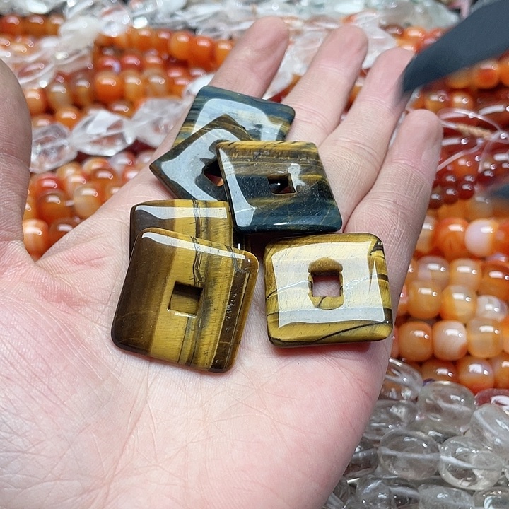 玛瑙/玉髓珠宝半成品未镶嵌6个虎眼吊坠