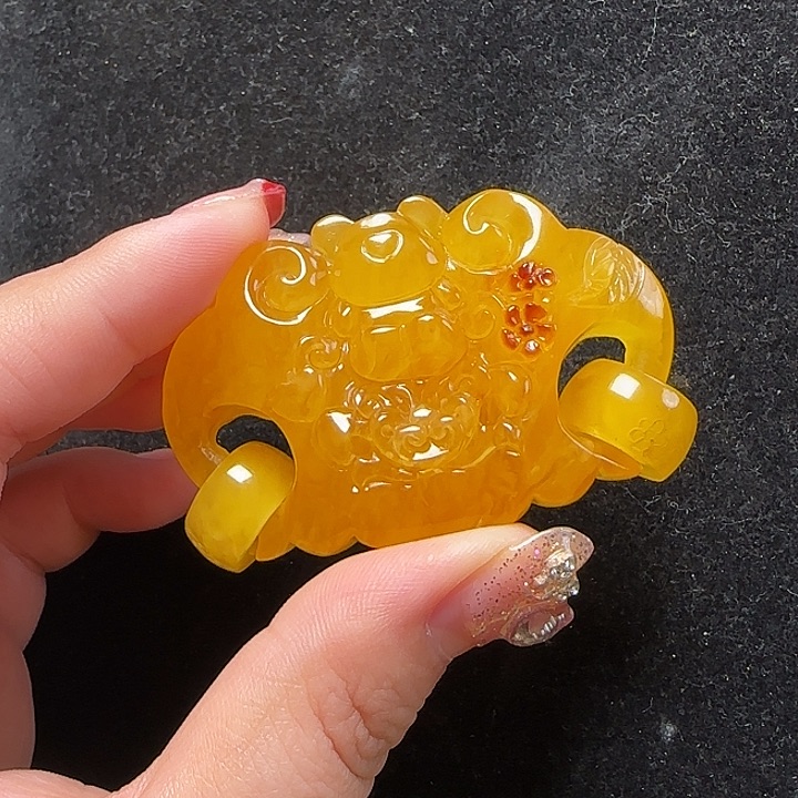 蜜蜡珠宝奇石未镶嵌