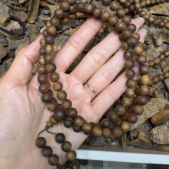 沉香手串千里香沉浮