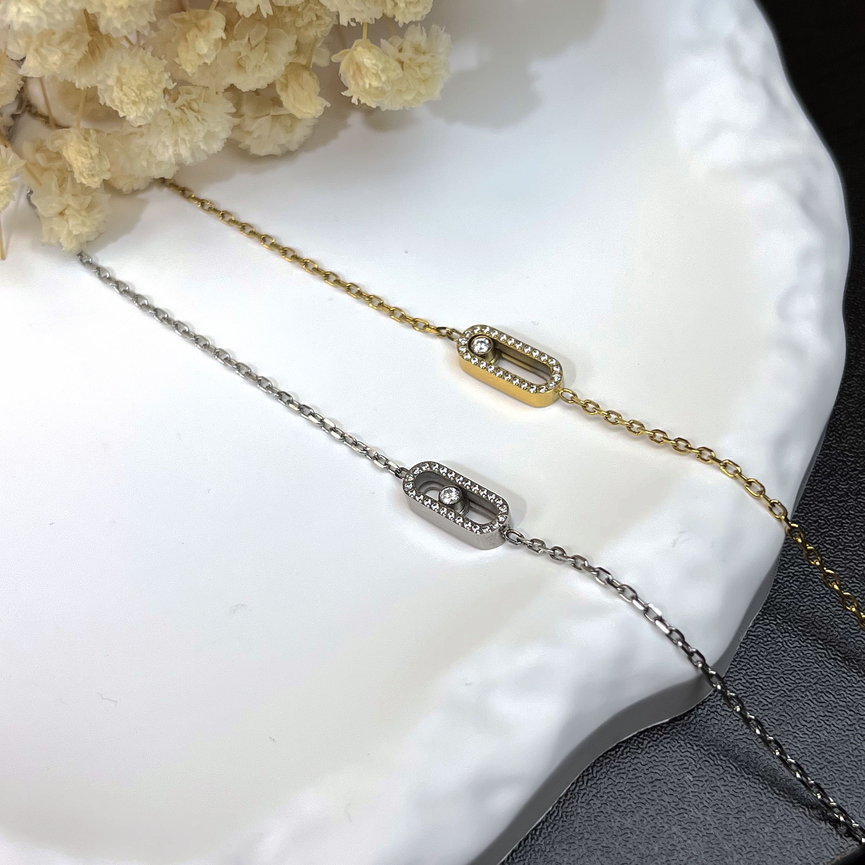 钛钢莫桑石手链 钛钢莫桑钻回形针活动满钻手链轻奢不掉色