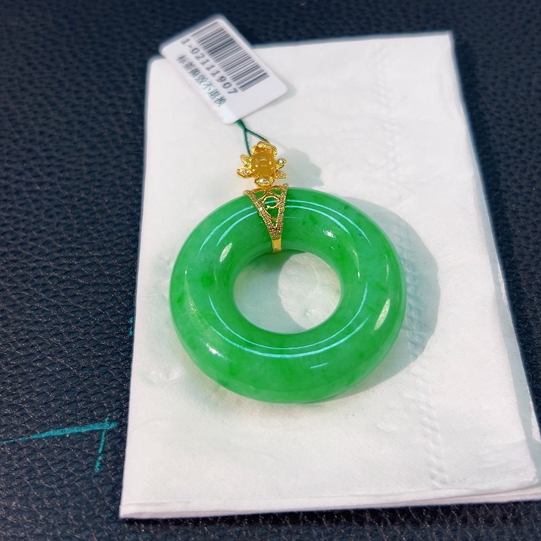 颈饰18K金镶嵌翡翠兰*