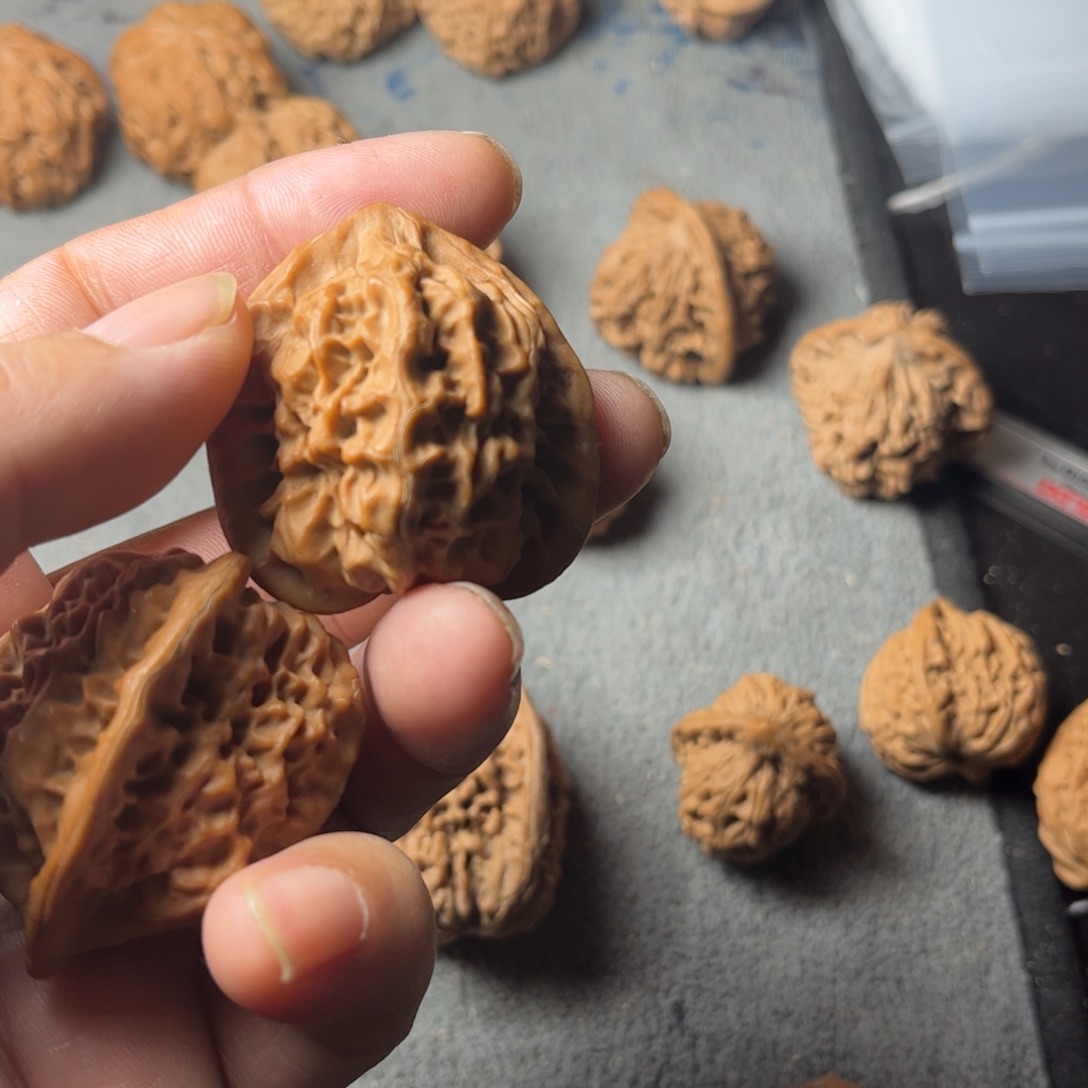 小***象吊坠文玩核桃金蟾官帽