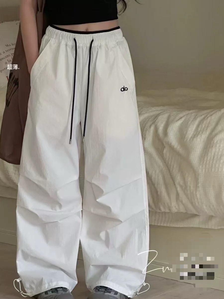 撞色拼接摇头工装裤