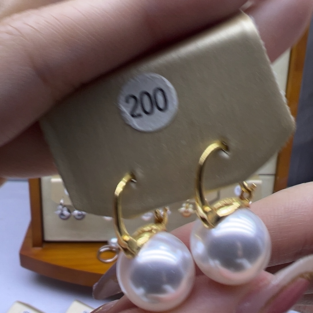 淡水珍珠银S925镶嵌耳饰