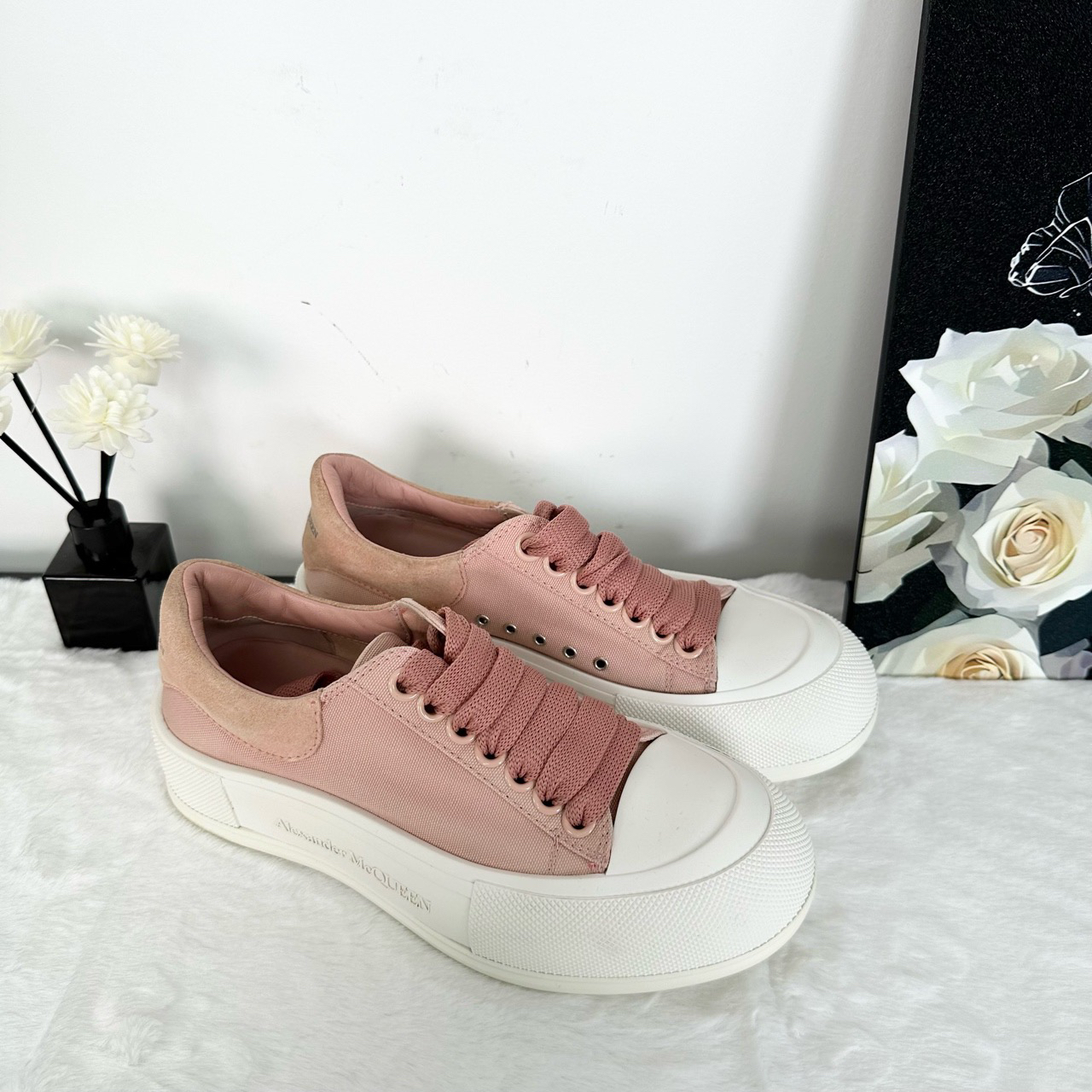 95新 Alexander McQueen/亚历山大·麦昆 35码/粉白老爹鞋/TT0114