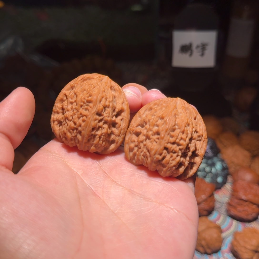 文玩核桃把件3163号40南疆石南疆石南疆石