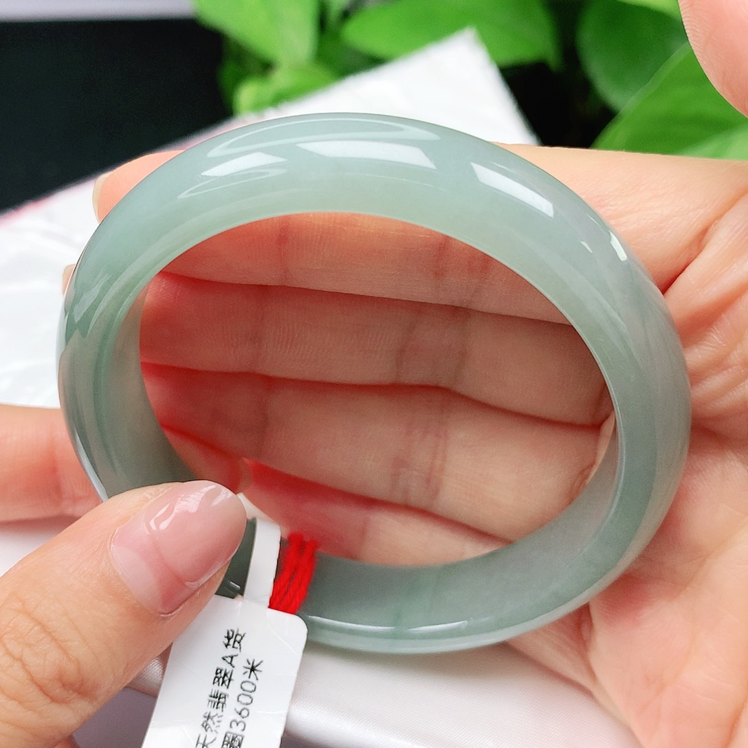 翡翠手镯未镶嵌54 55 54