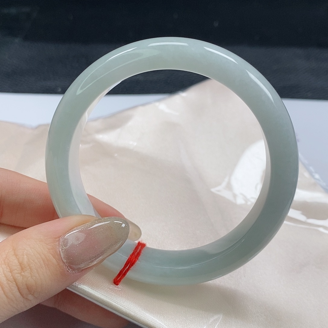 【闪购商品】翡翠手镯未镶嵌426号