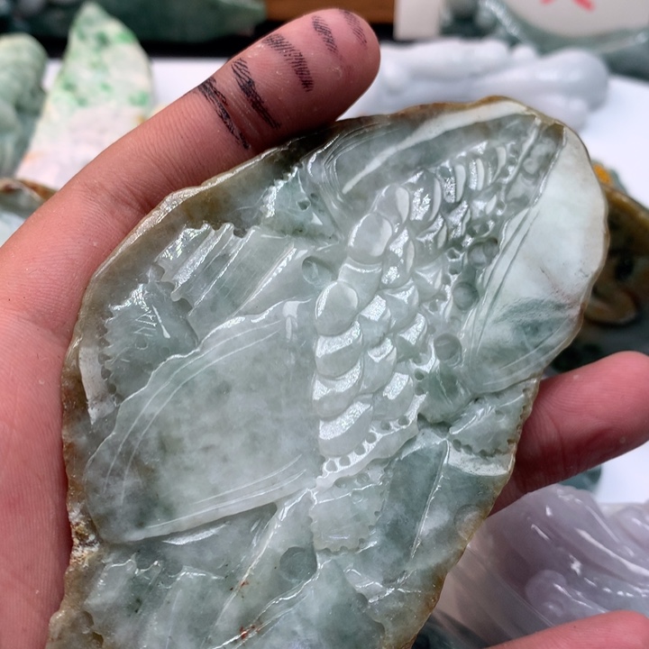 翡翠未镶嵌颈饰保真天然a货翡翠