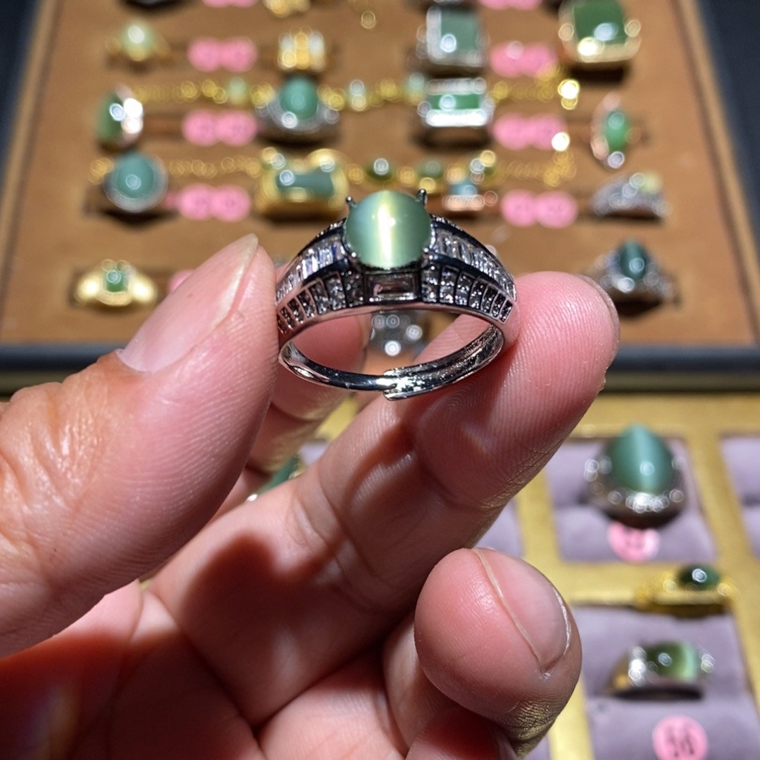 和田玉（碧玉）戒指未镶嵌