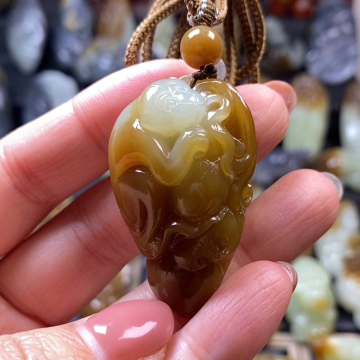 和田玉未镶嵌挂件