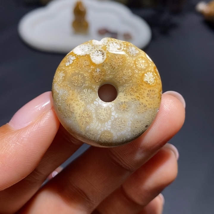 【闪购商品】未镶嵌珊瑚玉硅化玉骨骼花