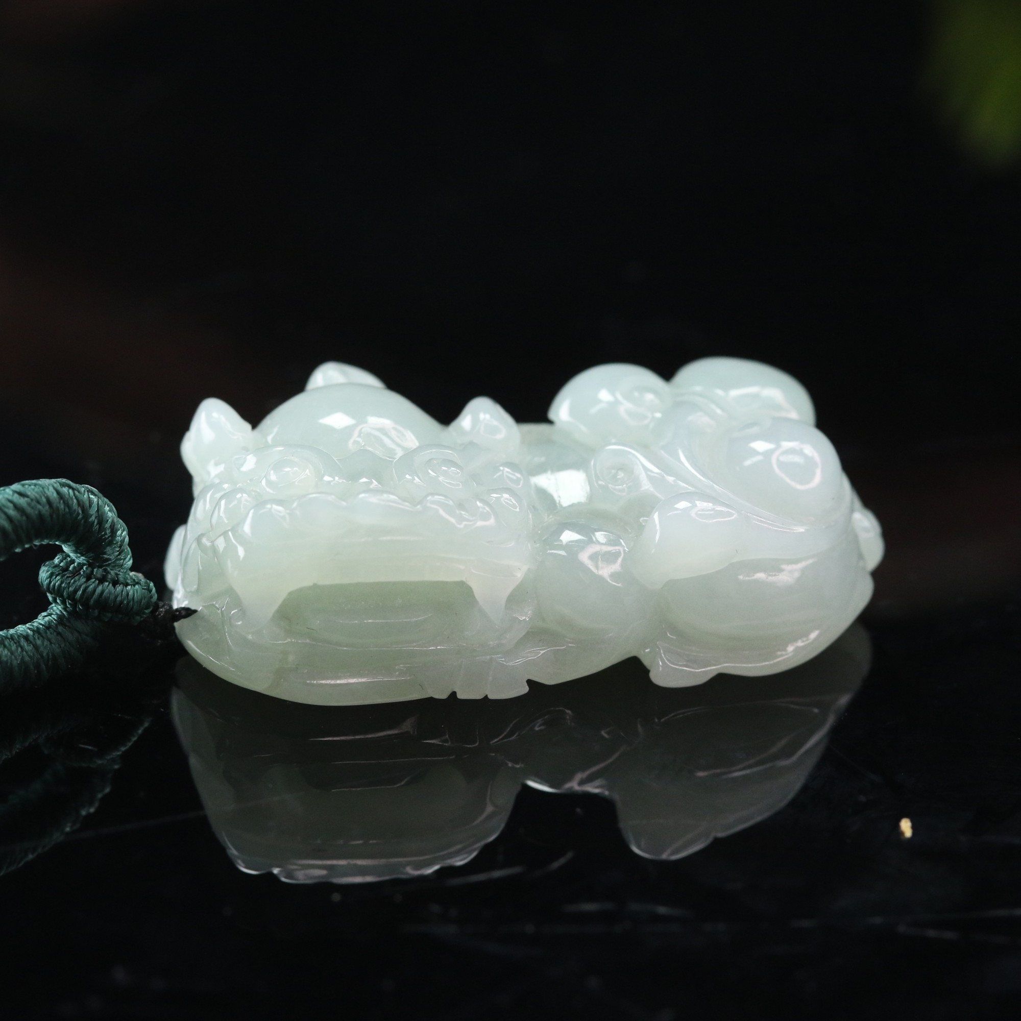 lot1天然缅甸翡翠A货冰貔貅/200082保利厦门拍卖