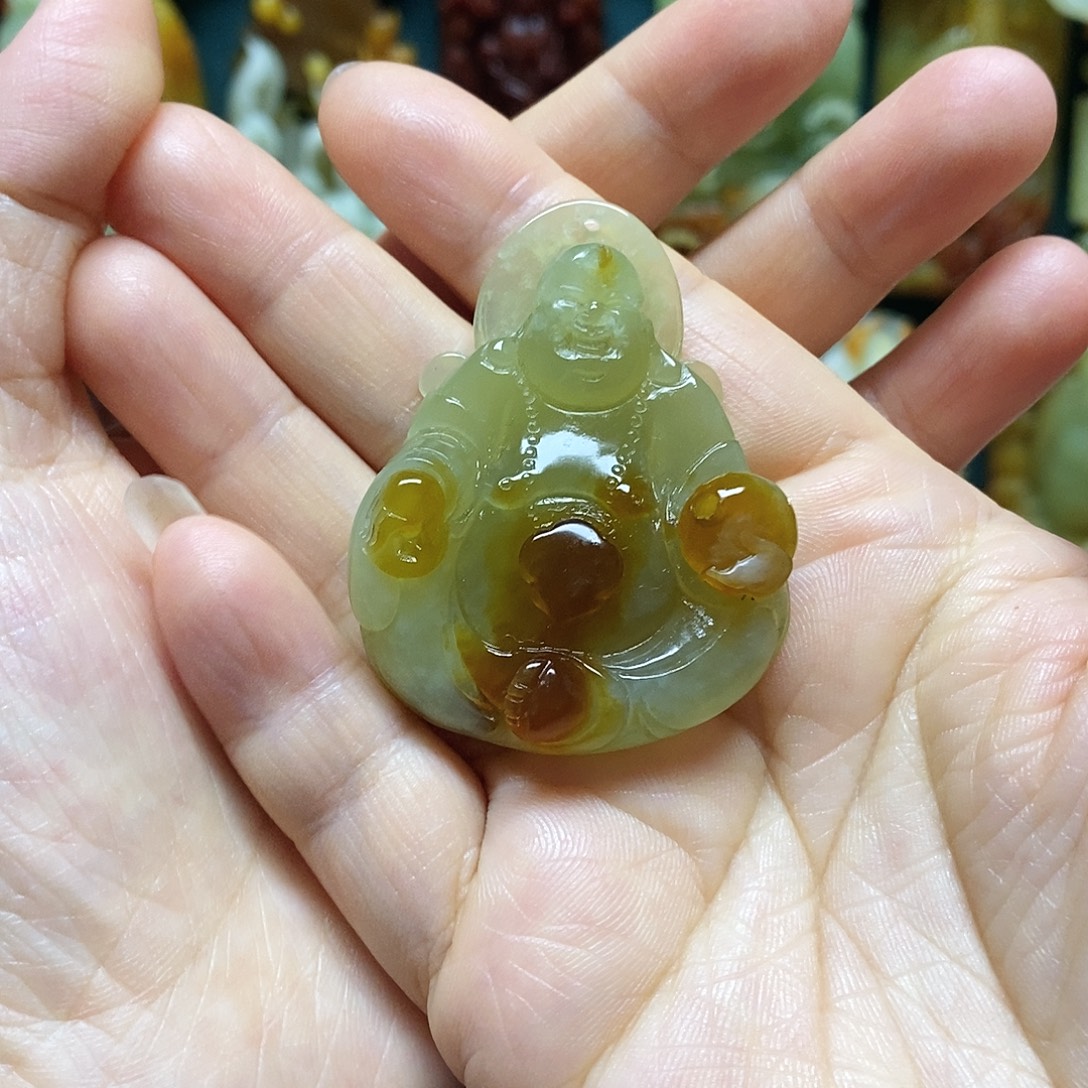 岫玉未镶嵌吊坠(赠链)