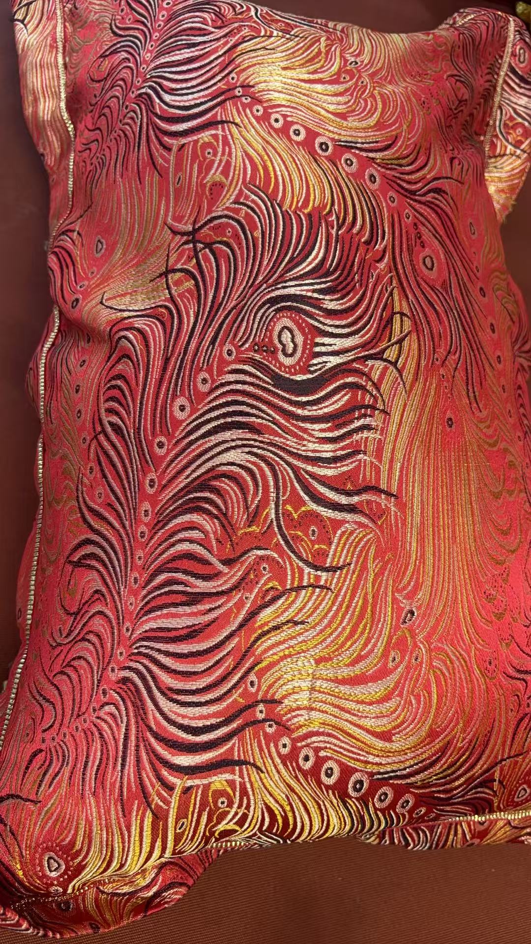 越南沉香木枕头摆件