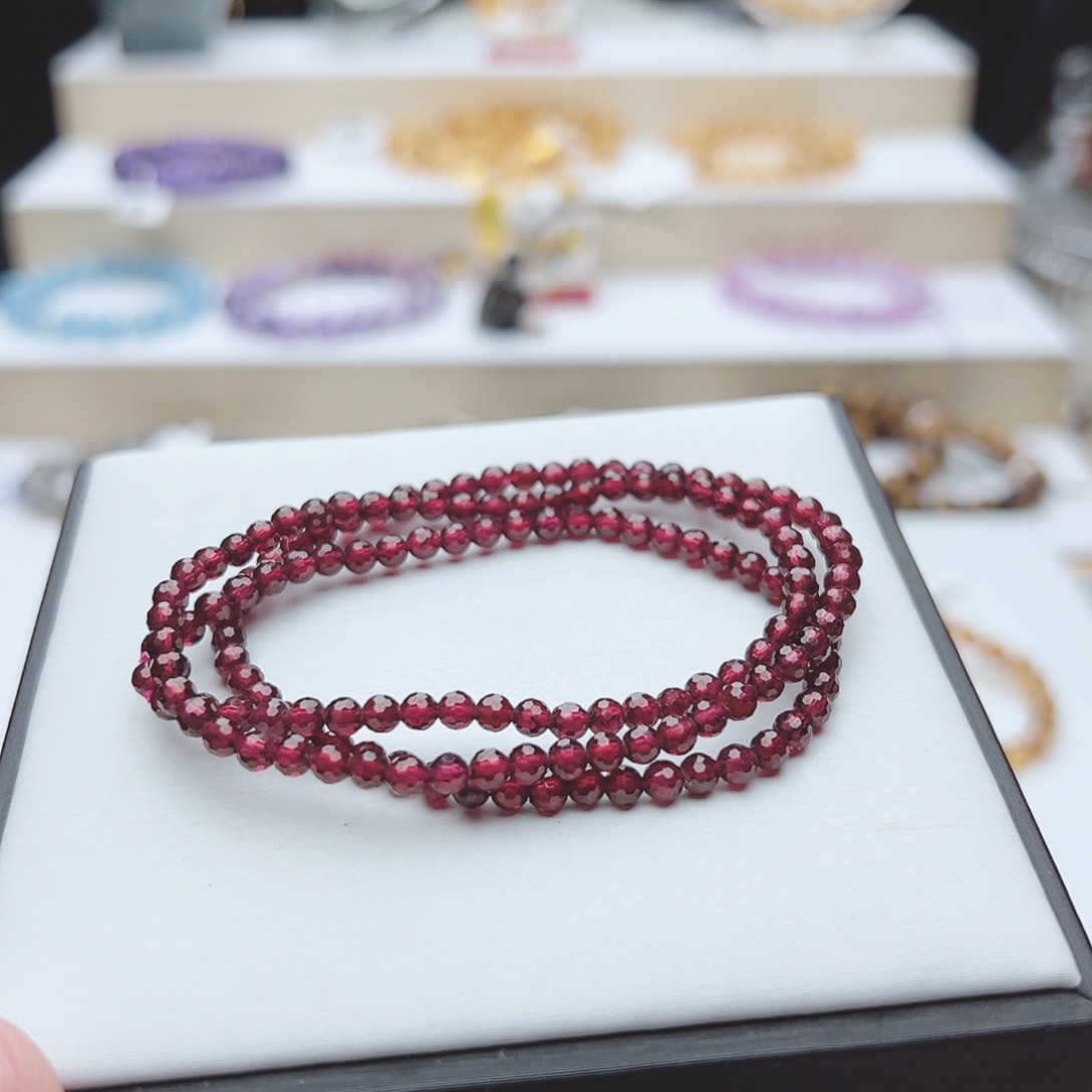 水晶手链未镶嵌紫牙乌石榴石三圈