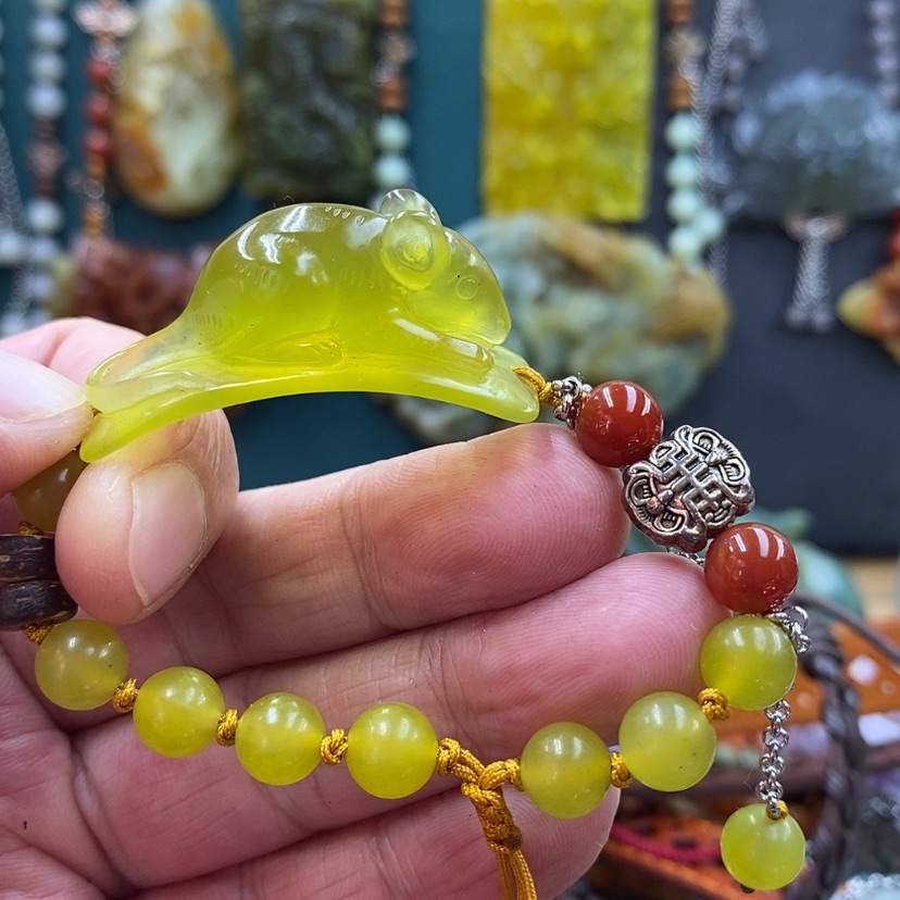 【闪购商品】未镶嵌岫玉手牌