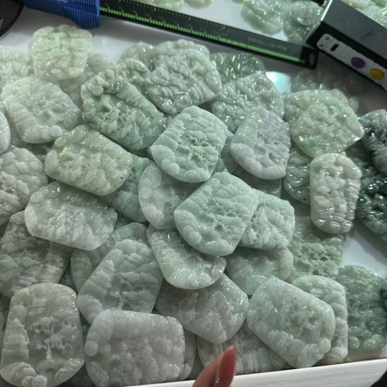 天然A货翡翠山水牌吊坠-d256-多样性发一