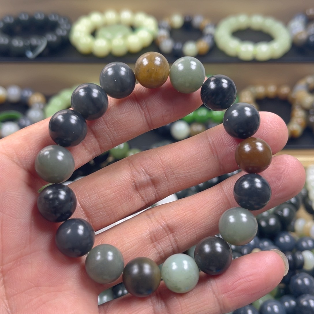 和田玉手串未镶嵌