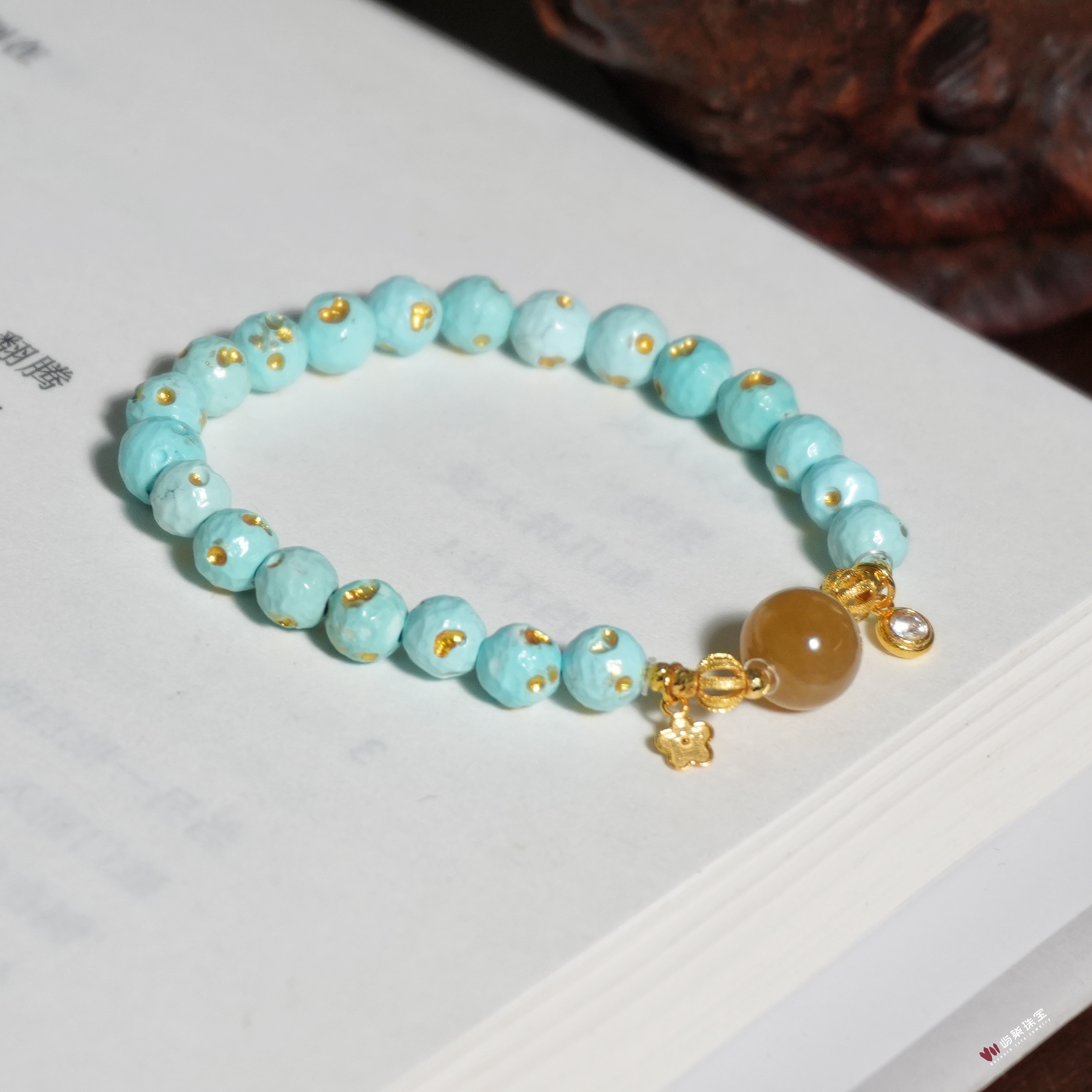 F774 绿松石18k金镶嵌 爱心松糖料18k手串