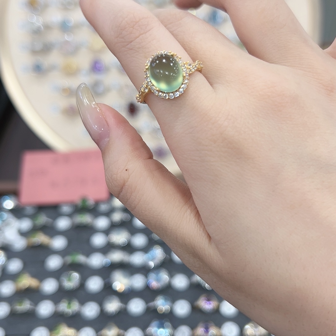 蛇纹石玉戒指银S925镶嵌远**媚