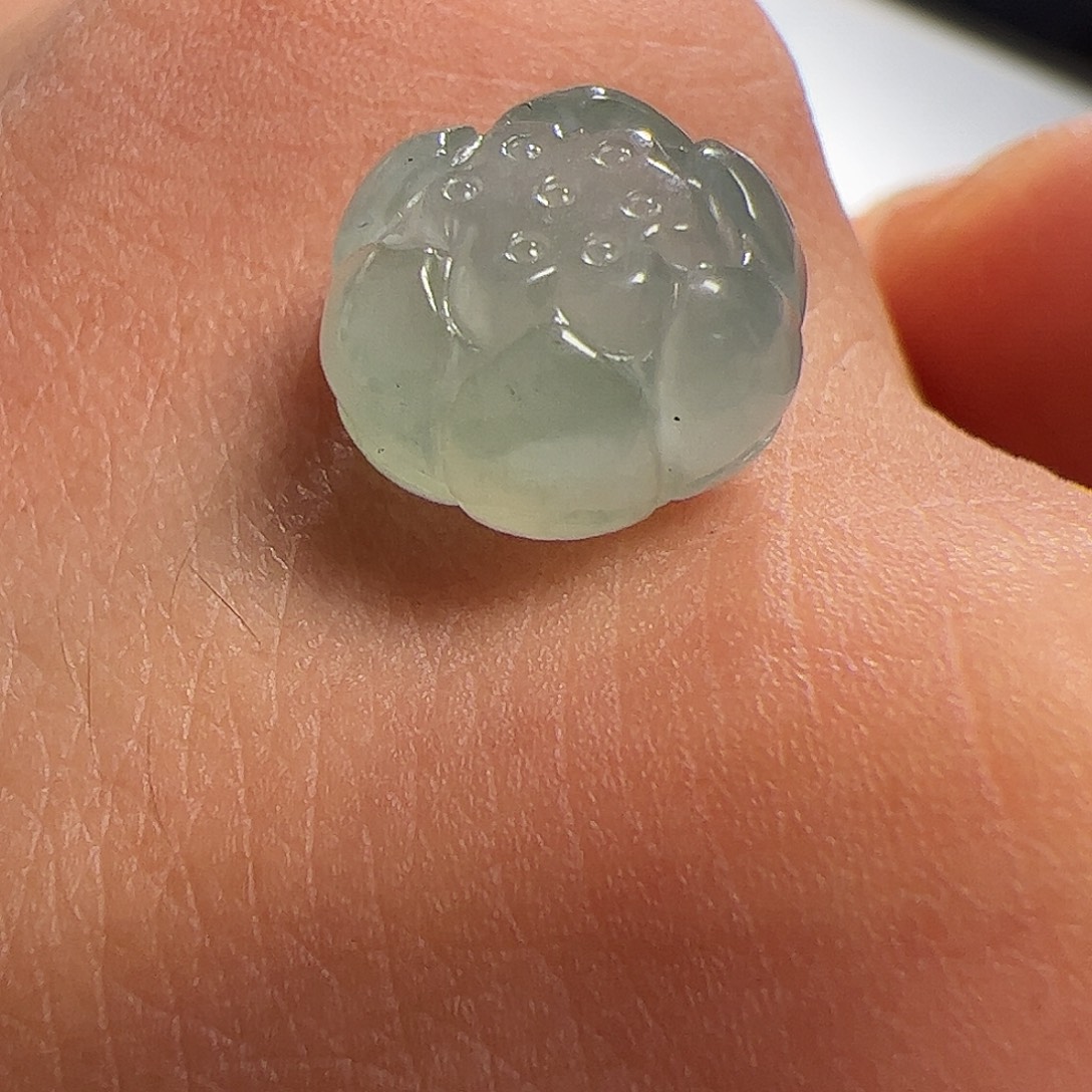 翡翠散珠莲花珠，需要打孔备注