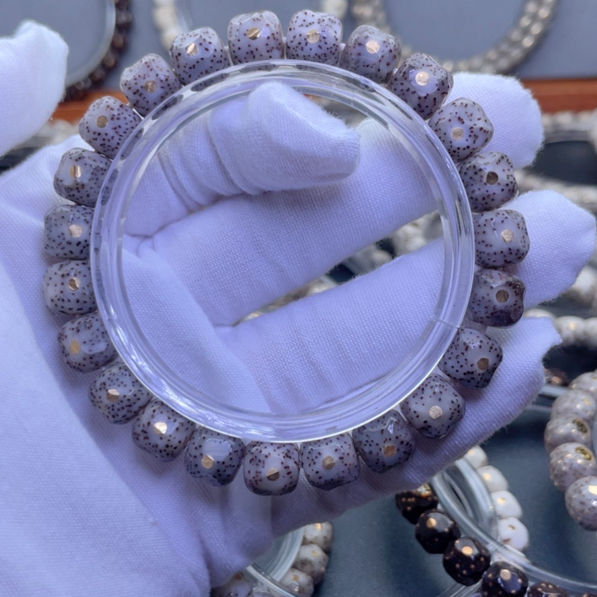 【闪购商品】星月菩提手串满钉糯冰无相