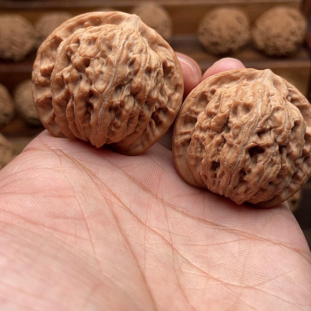 桃核把件赵闷狮子头