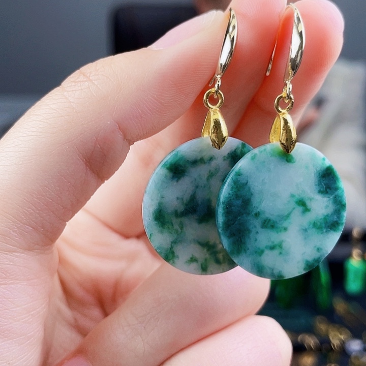 翡翠耳饰未镶嵌饰品