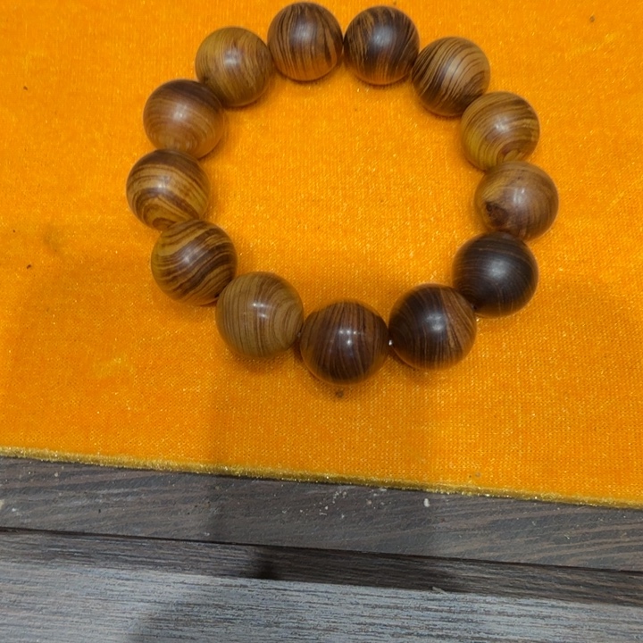 电***心柏木（崖柏）实际上就是你手机电脑电脑的吧