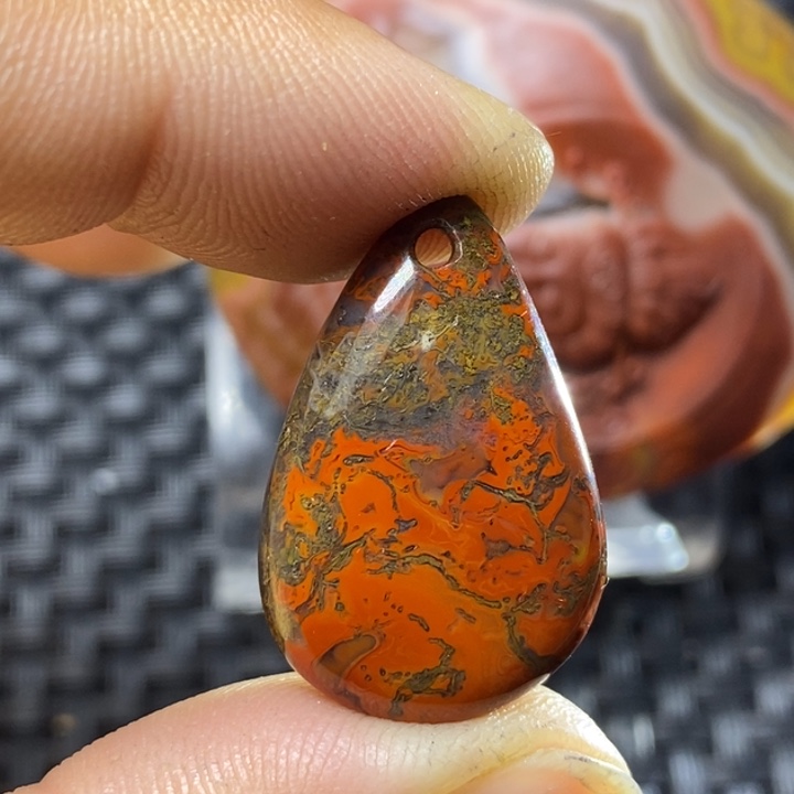 玛瑙/玉髓颈饰未镶嵌ぬ****?