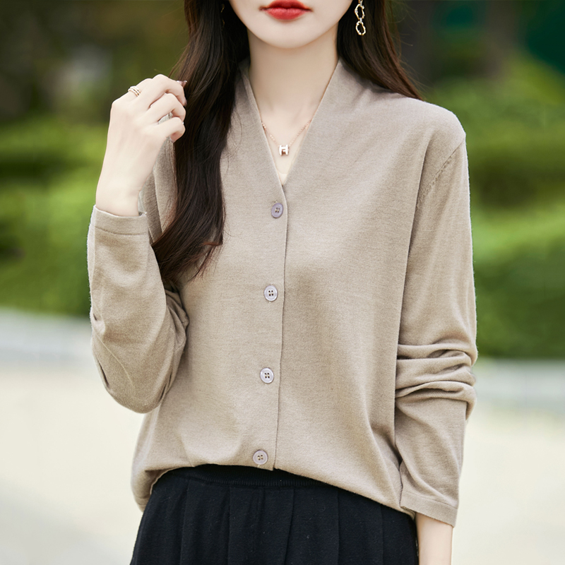 春秋新款女精仿羊毛单排扣显瘦百搭大码宽松V领长袖针织开衫外套